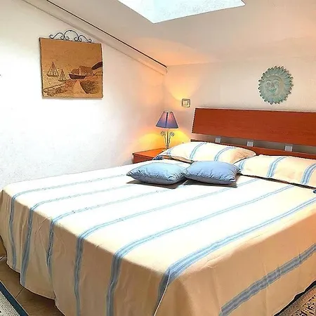 Delizioso Attico Con Piscina Semesterbostad Santa Teresa Gallura
